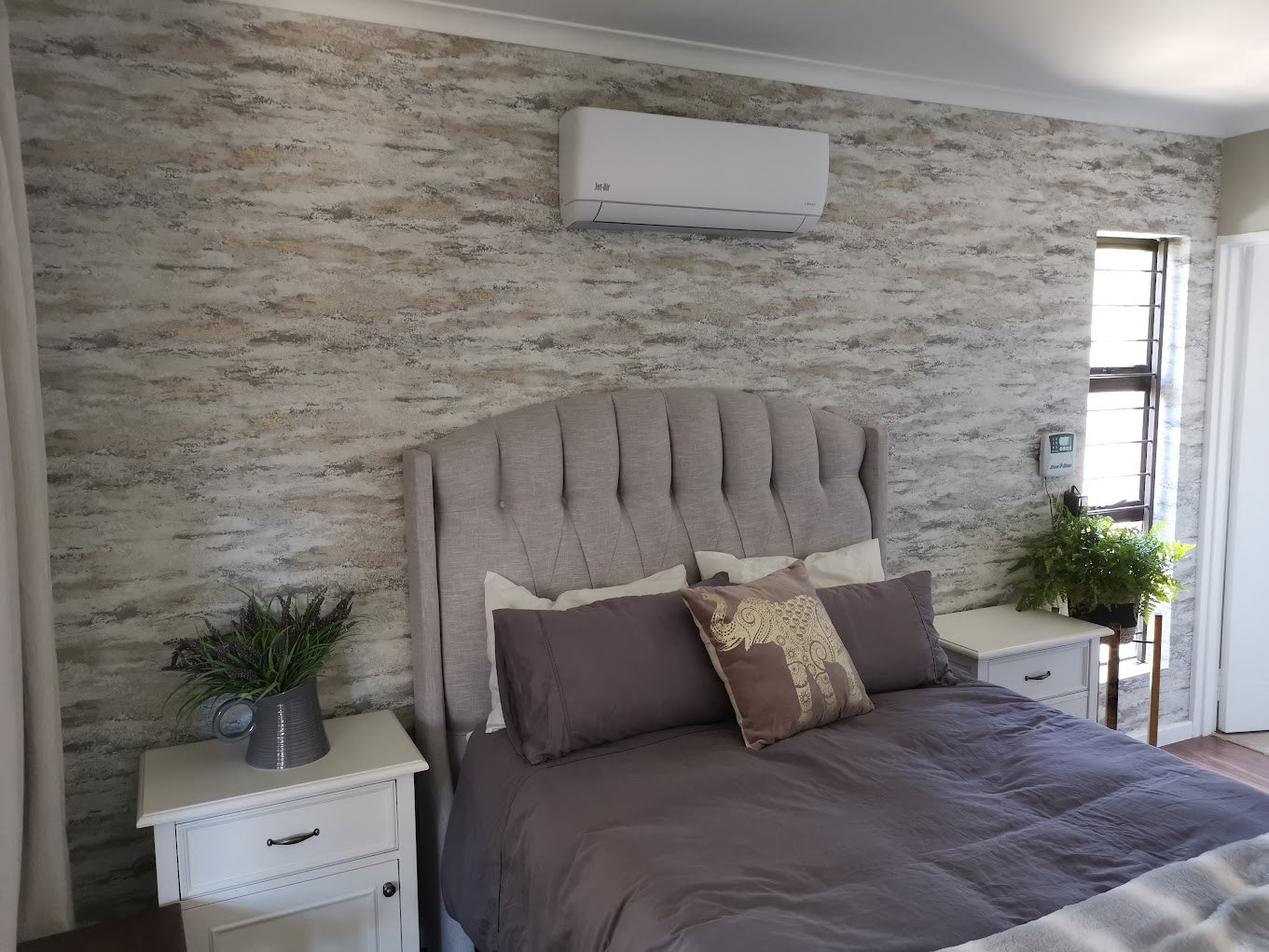 Bedroom feature wall